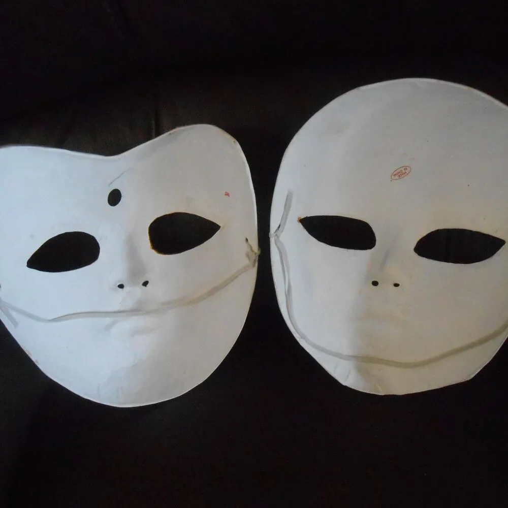 LOT 2 NEW PAPER MACHE GLITTER HALLOWEEN MARDI GRA MASKS FULL FACE ADULT